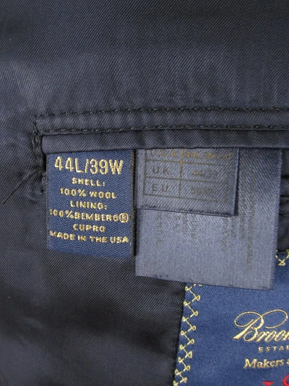 Brooks Brothers Mens 1818 Madison Estrato Black Wool Suit Size 44L Pants 39 X 31